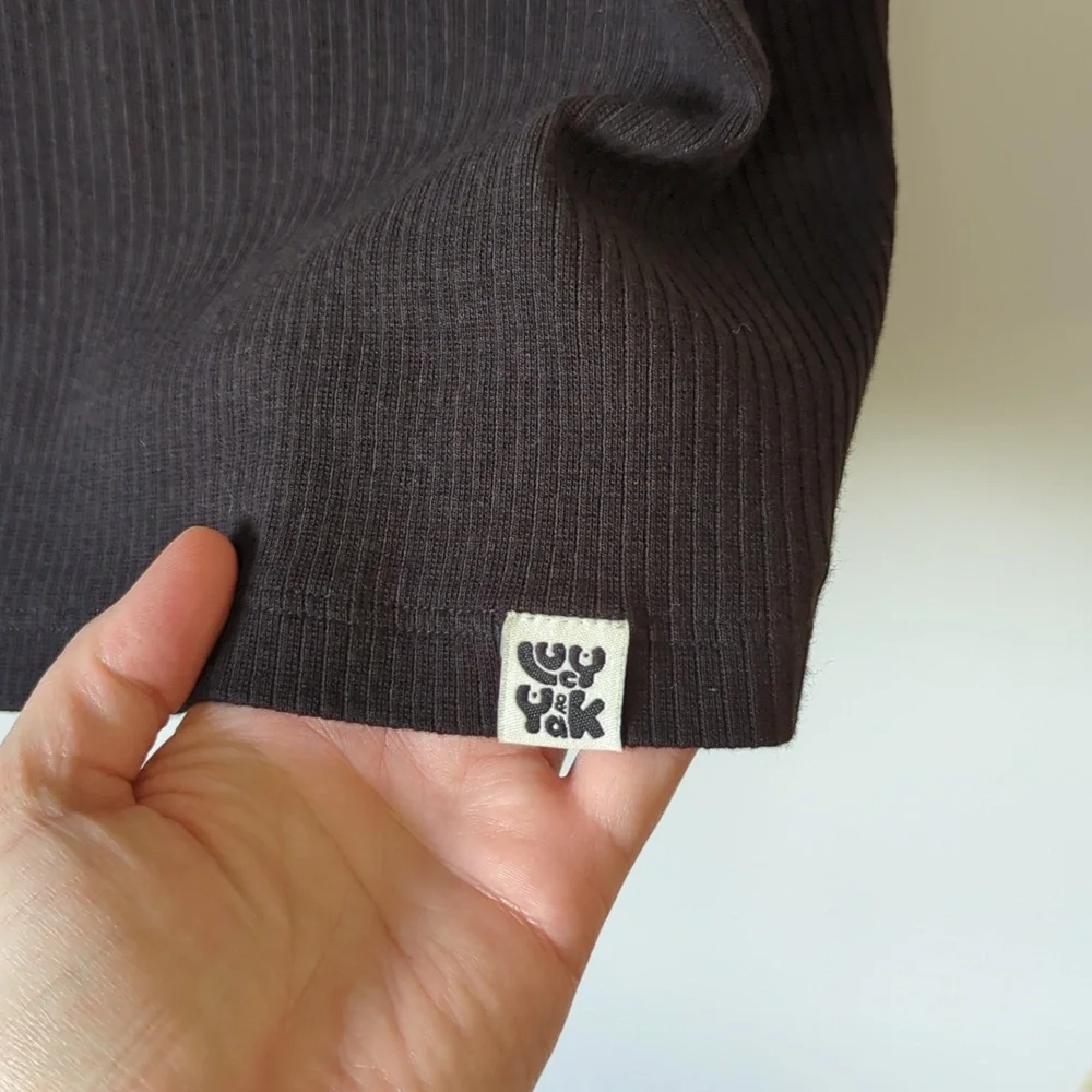 Lucy & Yak Susie Vest Top: ORGANIC COTTON & LENZING ECOVERO - Black - Size XL - Picture 4 of 7